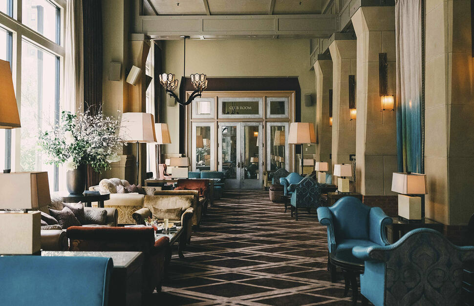 Grand Bar and Lounge