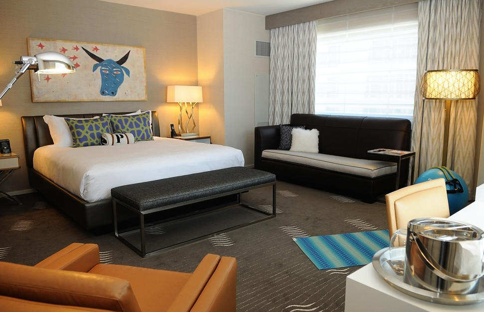 Deluxe King Guestroom