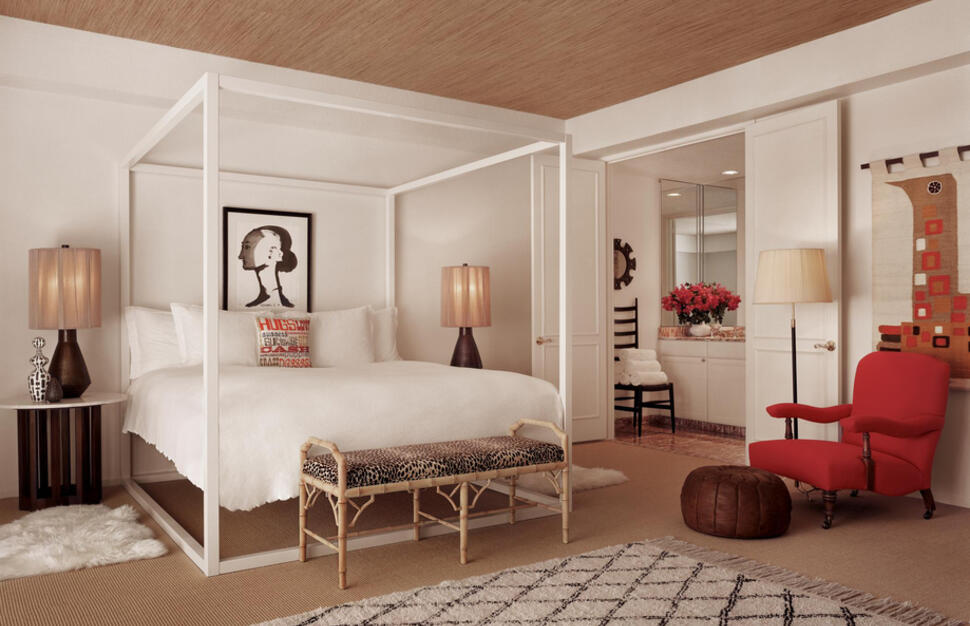 Estate Room
