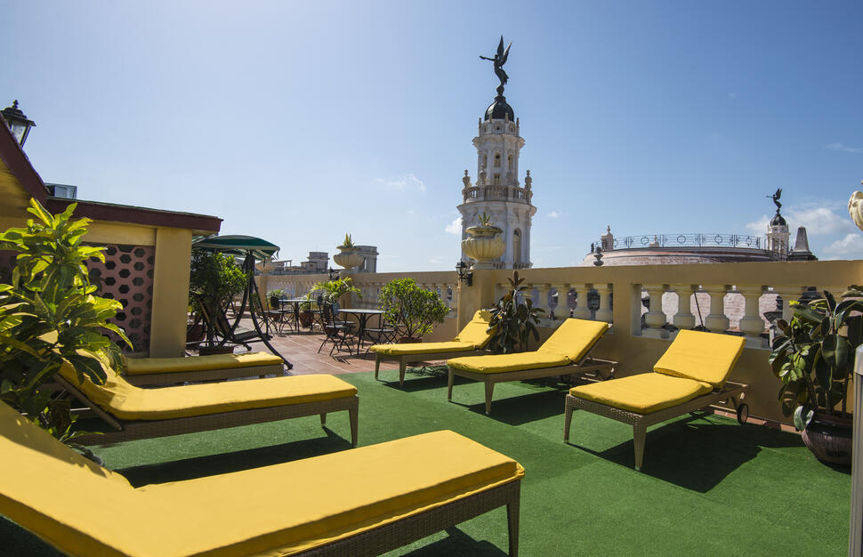 Rooftop solarium