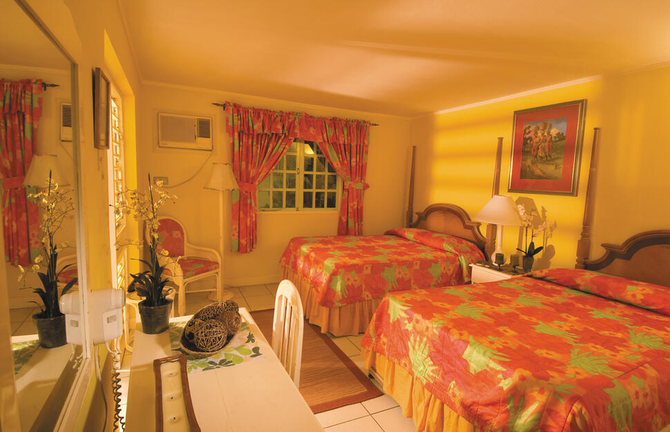 Gardenside Manor Room