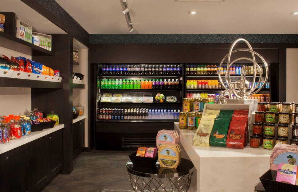 Corner Pantry