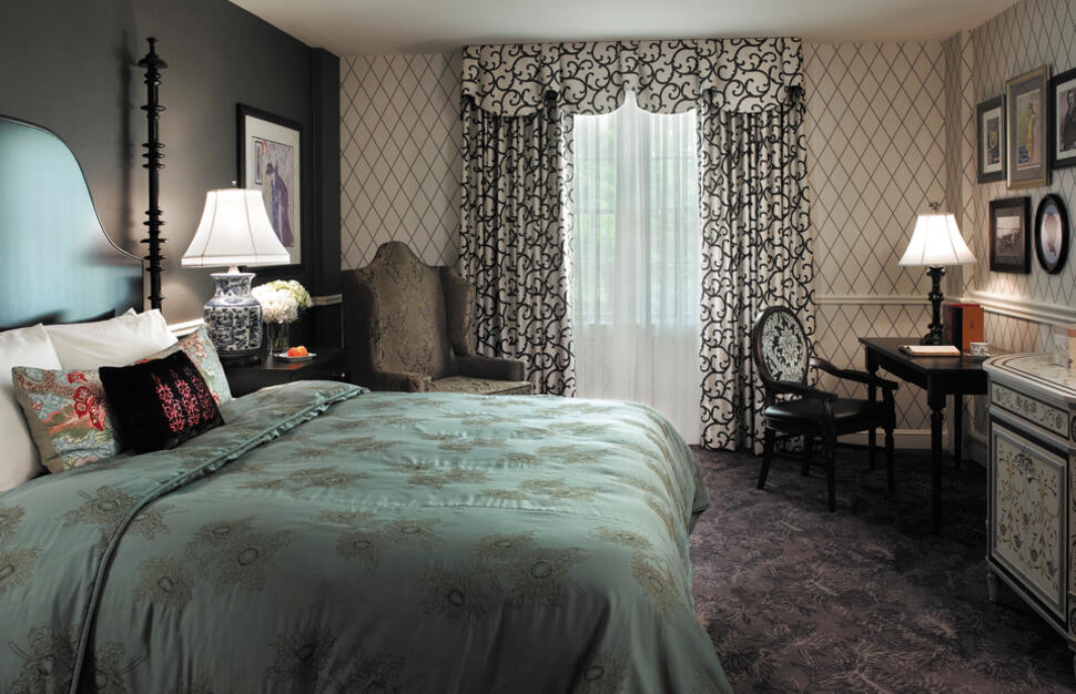 Newport Room with 1 king-size bed