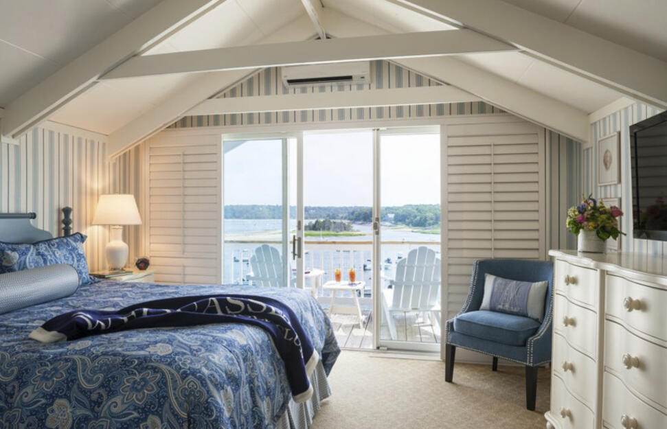 Water View Room