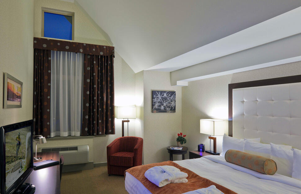 Superior King Room