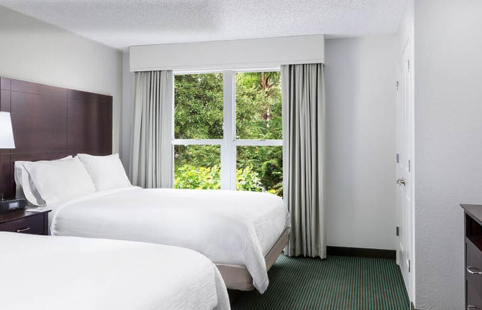 Poolside Suite, double beds