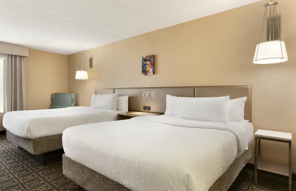 Standard Queen Room