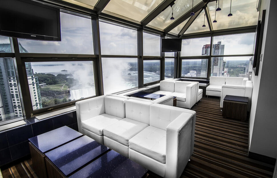 Myst Lounge