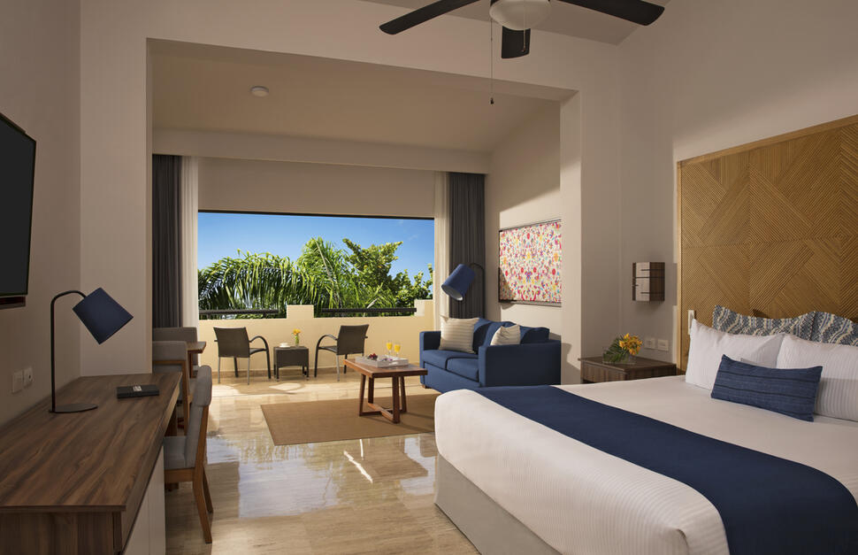 Preferred Club Junior Suite Beach Front Swim Out