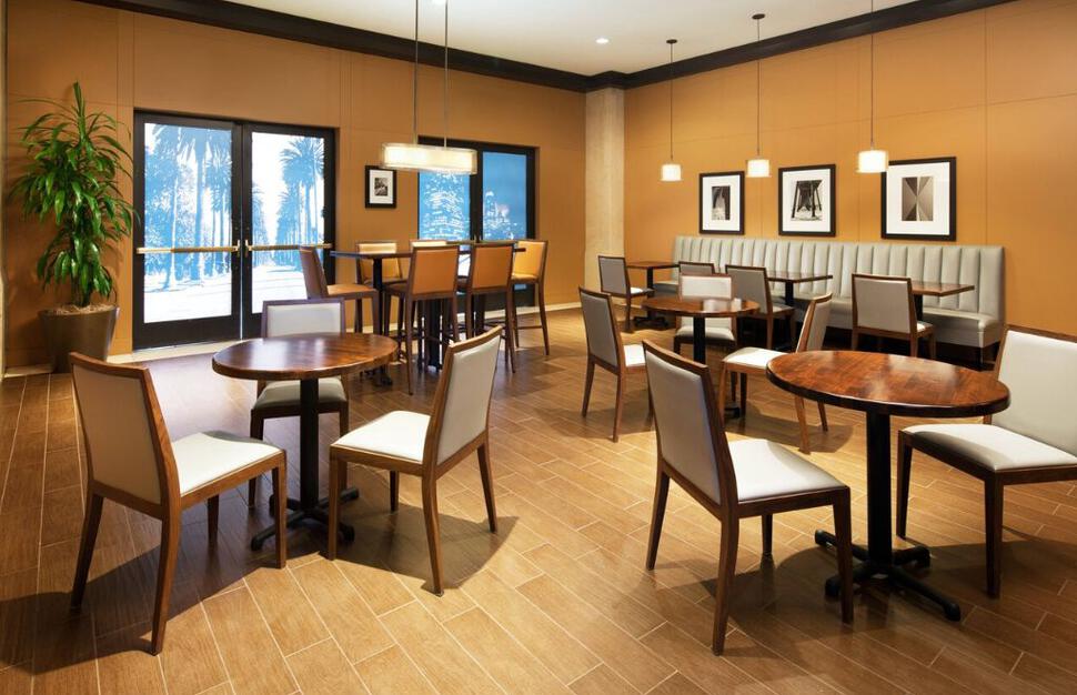 Cafe BLVD