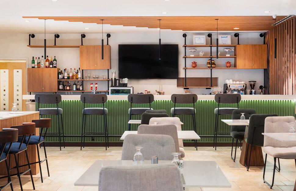 Kitchen and Bar