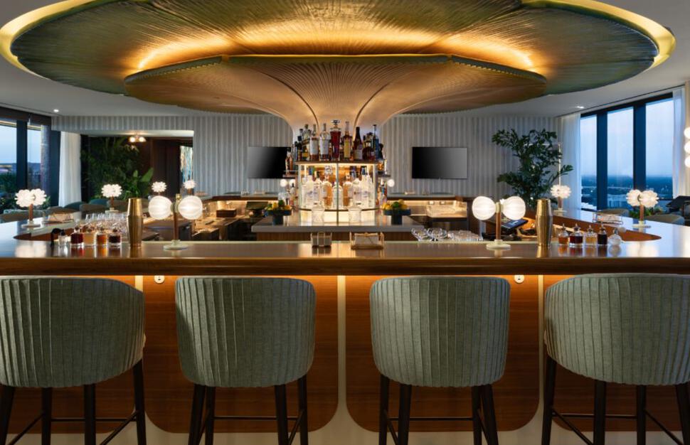 sig lounge
