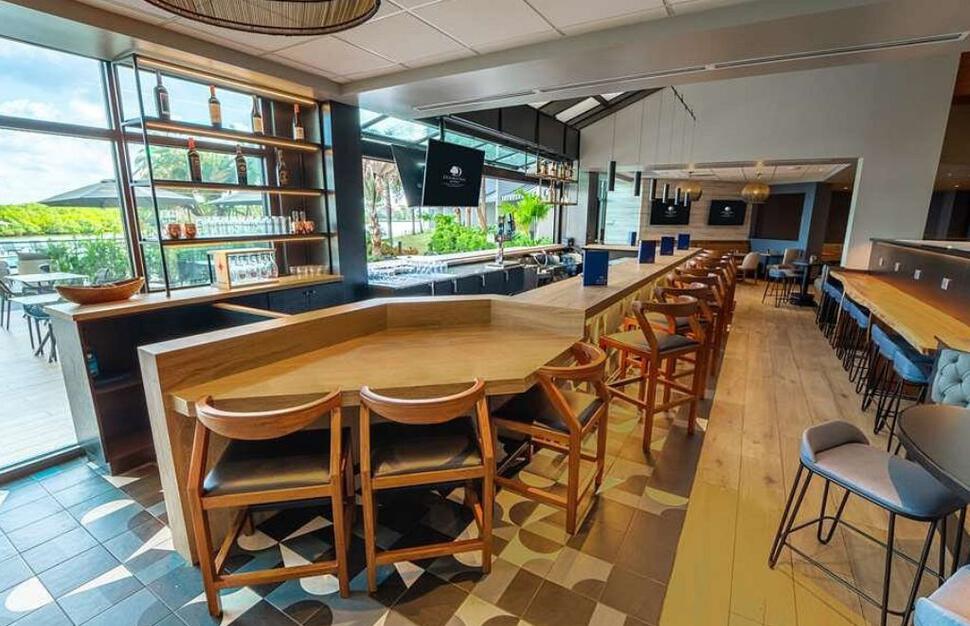 BLUEFIN Waterfront Grill