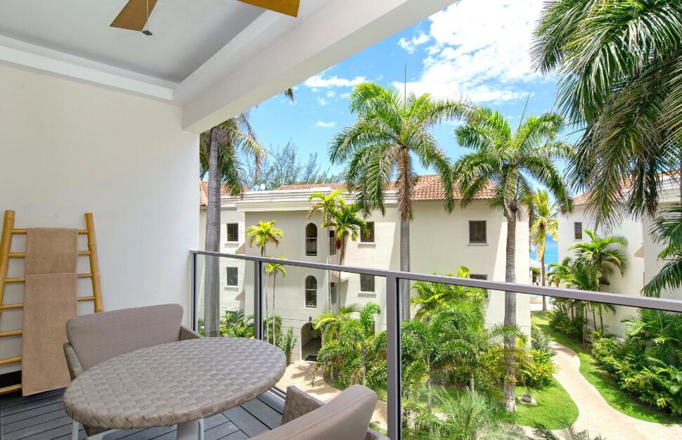 Junior Suite Tropical View
