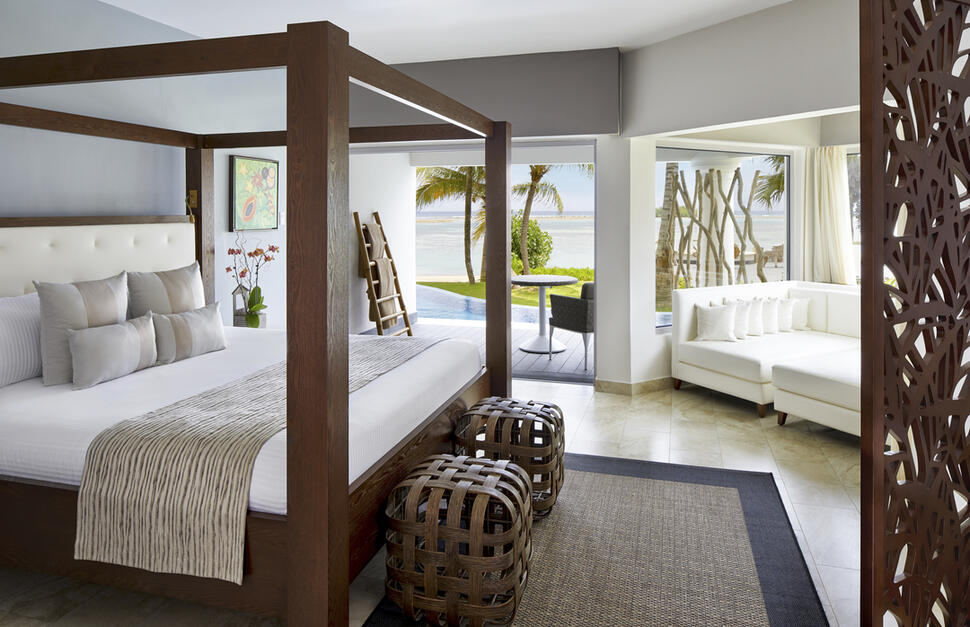 Junior Suite Swim-Out Ocean View