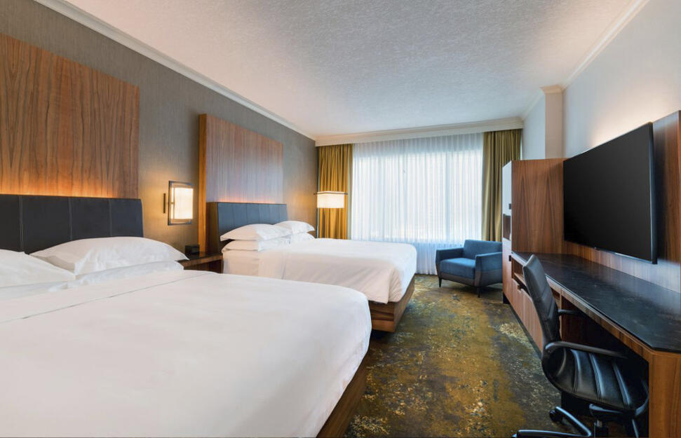 Queen Standard Room