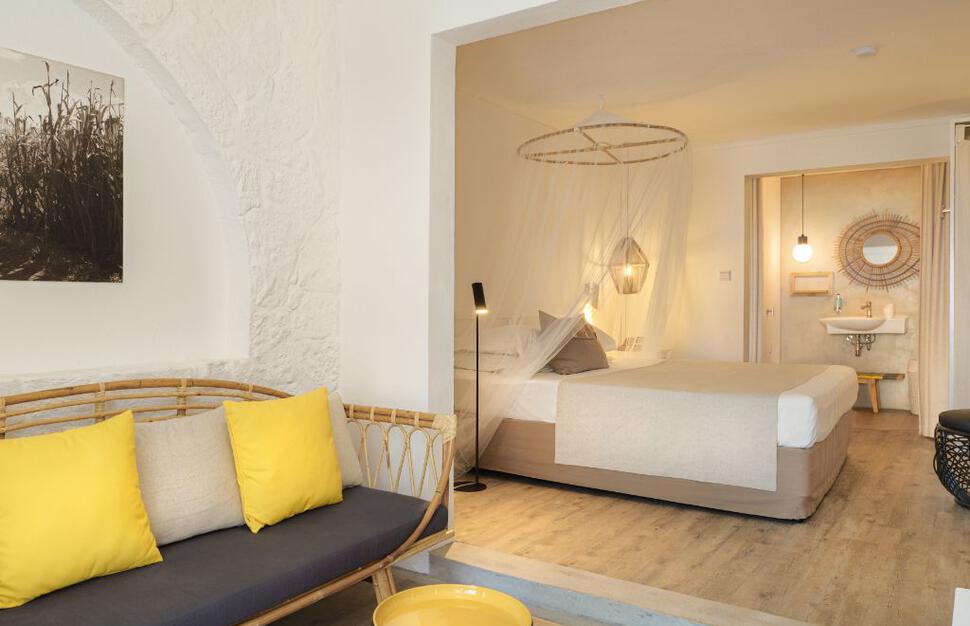 Couple Deluxe Seafront Room