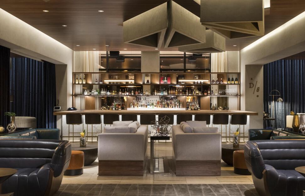 D/6 Bar & Lounge