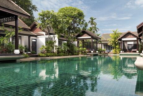 Deluxe Pool Access Room