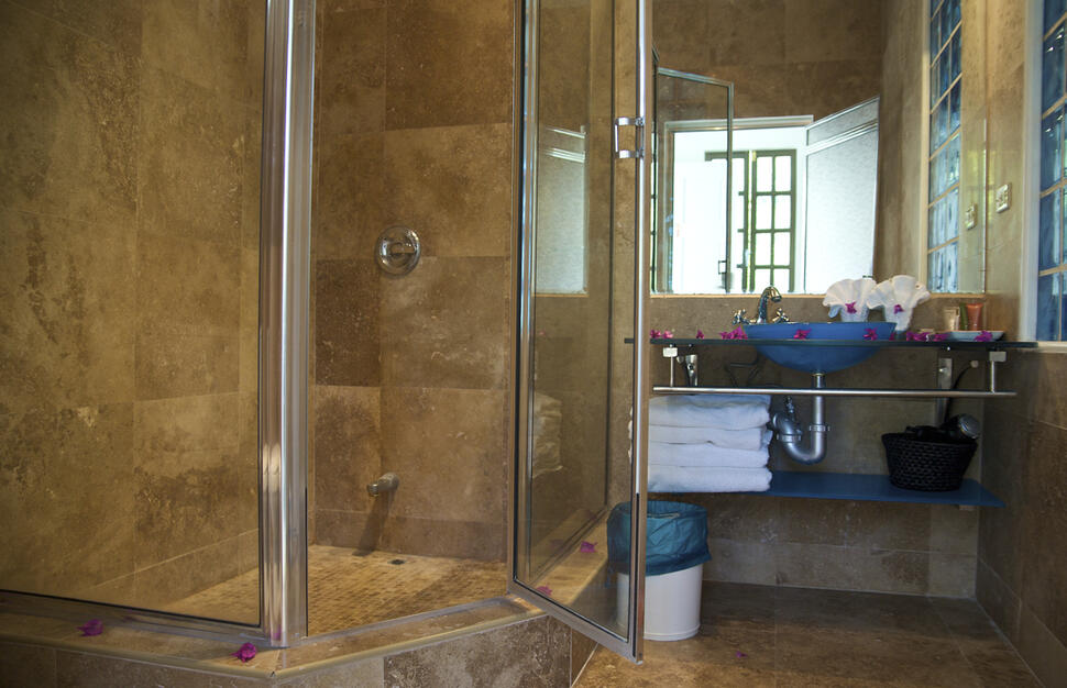 Bay De Luxe Room