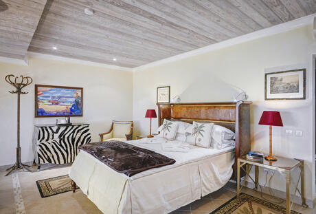 Beachfront Suite