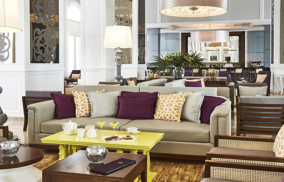 Lobby Bar
