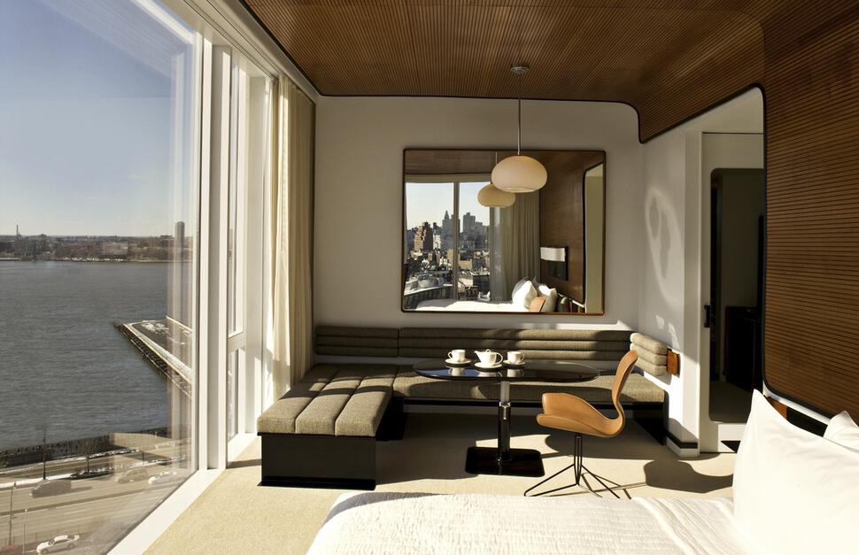 Corner King Room