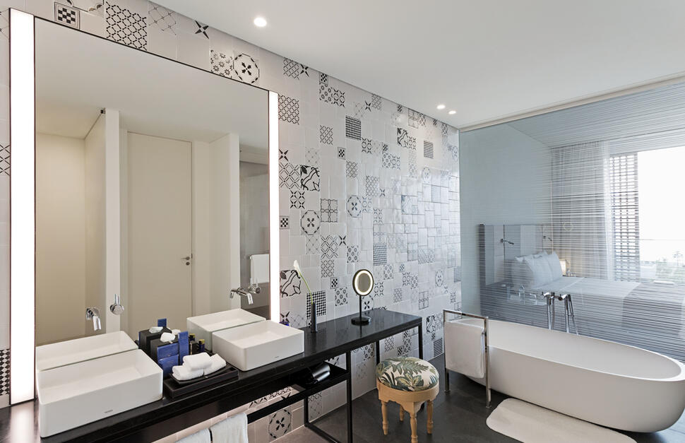 Premier Room