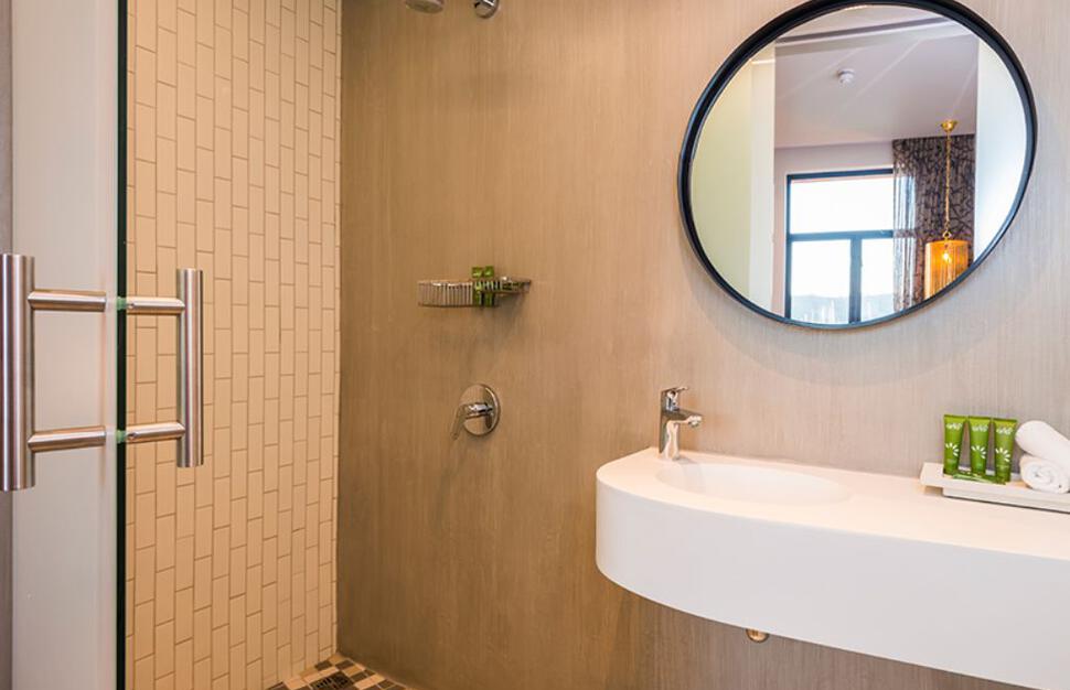 Standard Bathroom