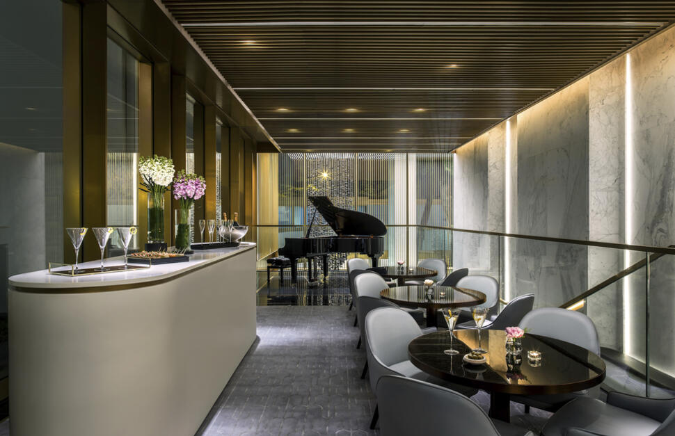 Garden Lounge Piano Bar