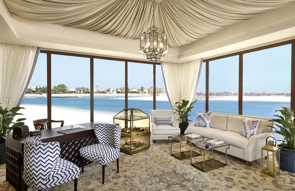 Welcome lounge