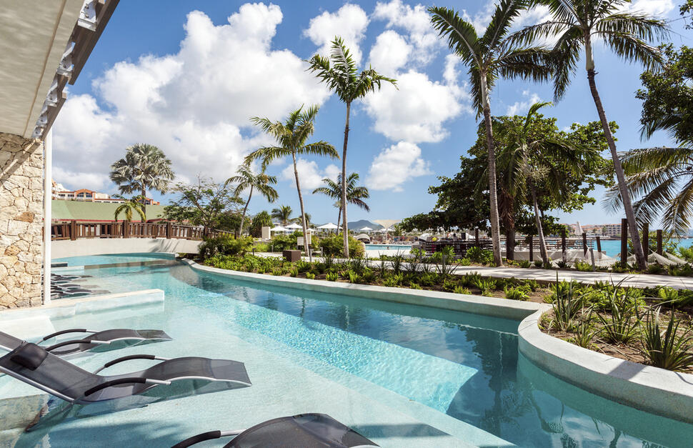 Swim Out Junior Suite