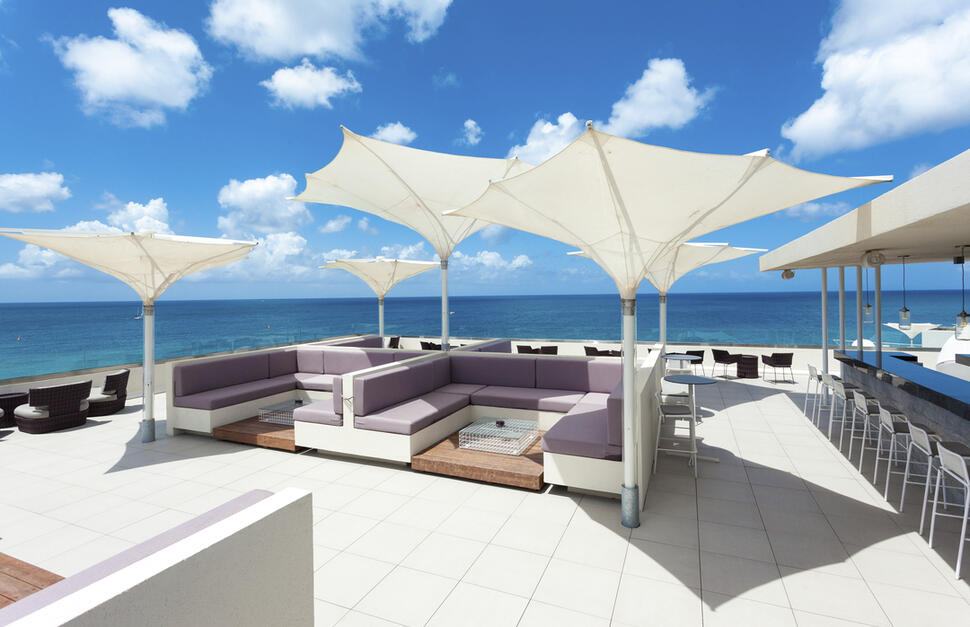 Sunset Lounge