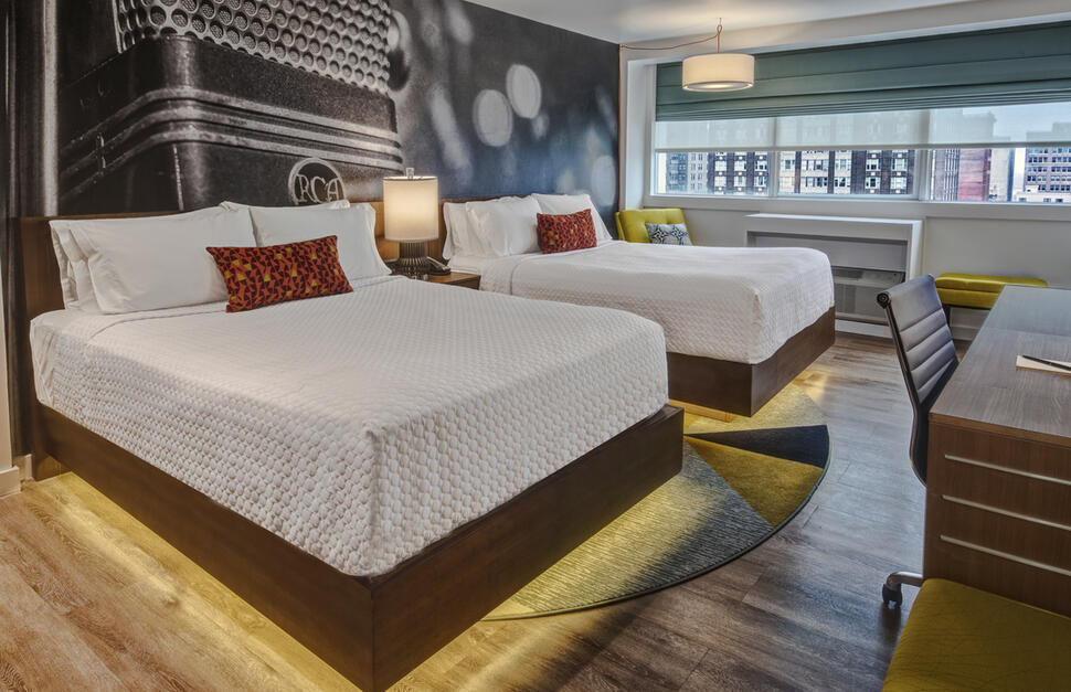 Queen Queen Room