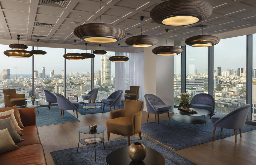 Business Lounge