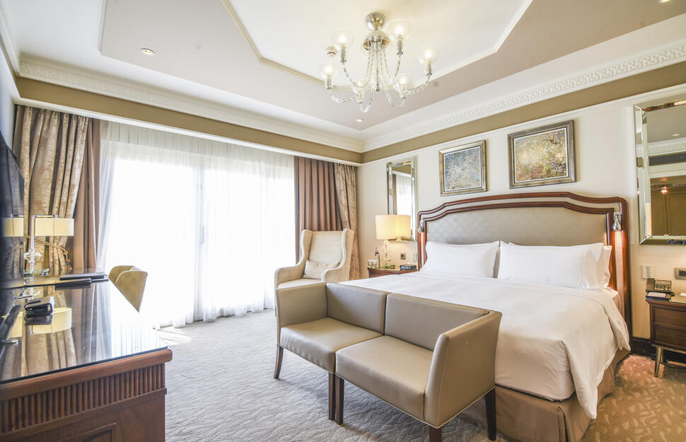 Grand Deluxe Room