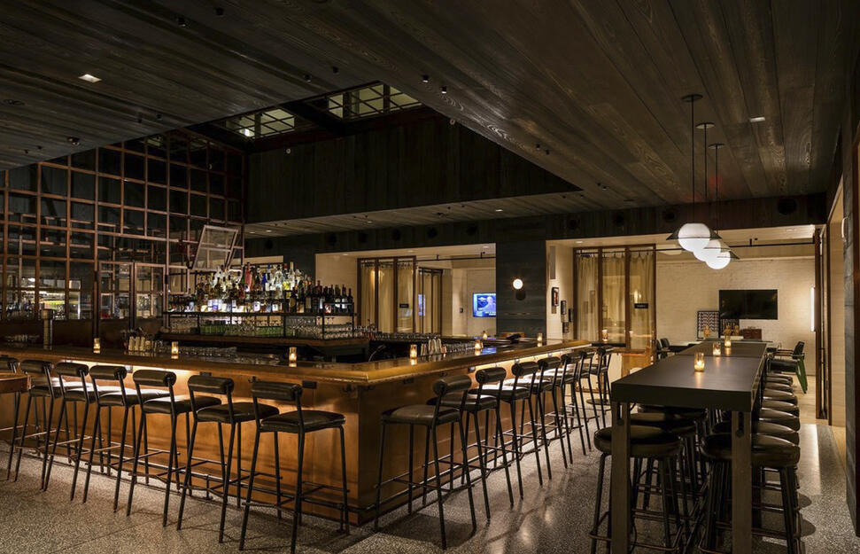 Bar Moxy