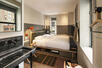 Corner King City View Room