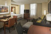 Studio Queen Suite