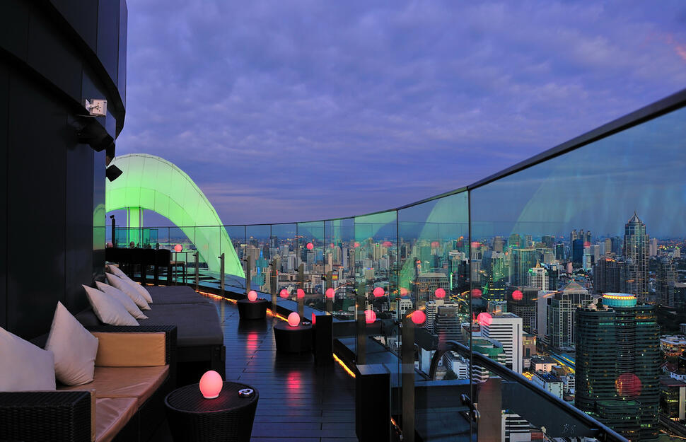 Red Sky Bar