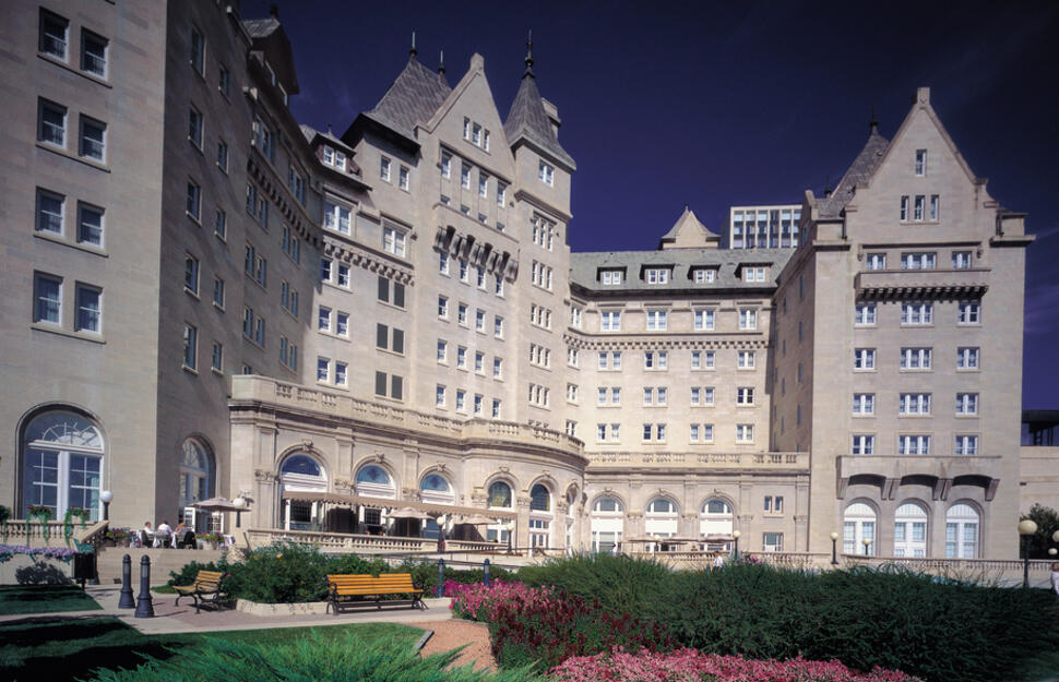 Fairmont Hotel MacDonald
