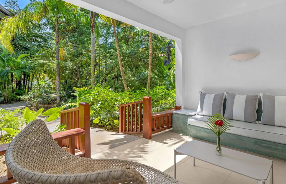 Beachfront Verandah Suite
