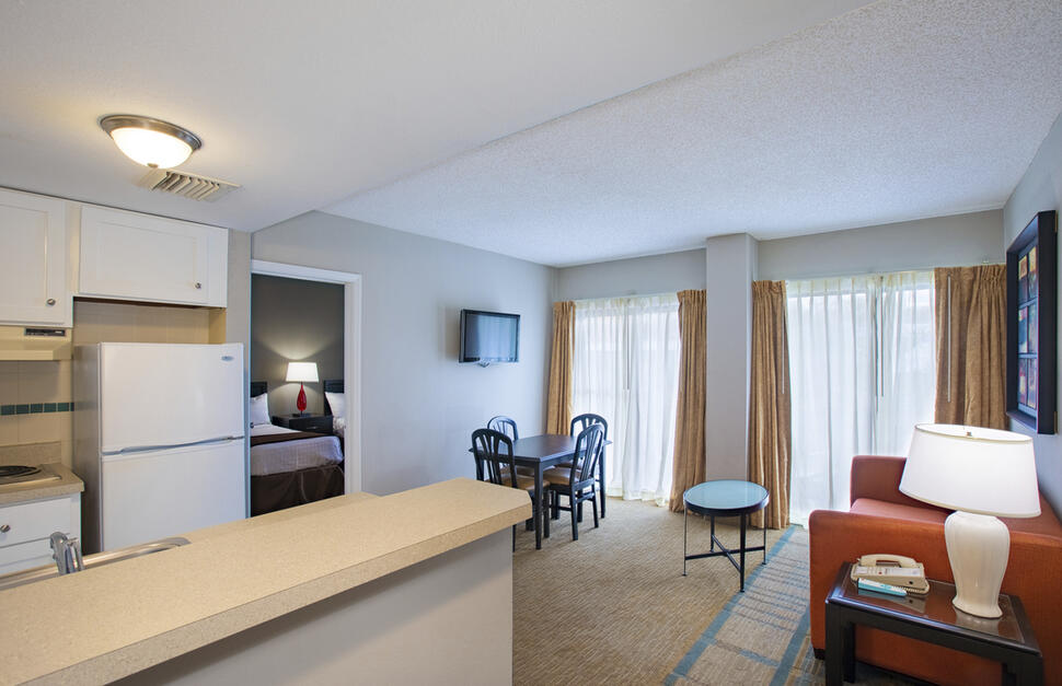 Standard 2-Bedroom Suite