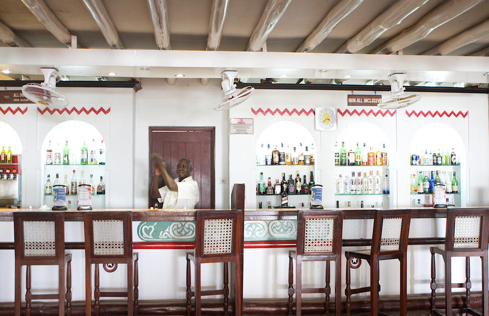 Lounge Bar