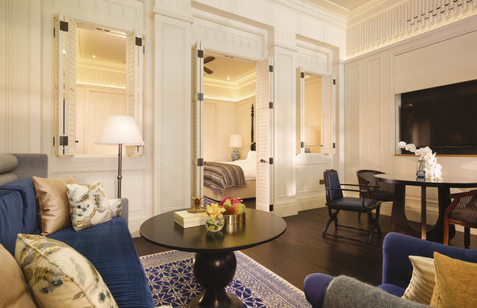 Palm Court Suite