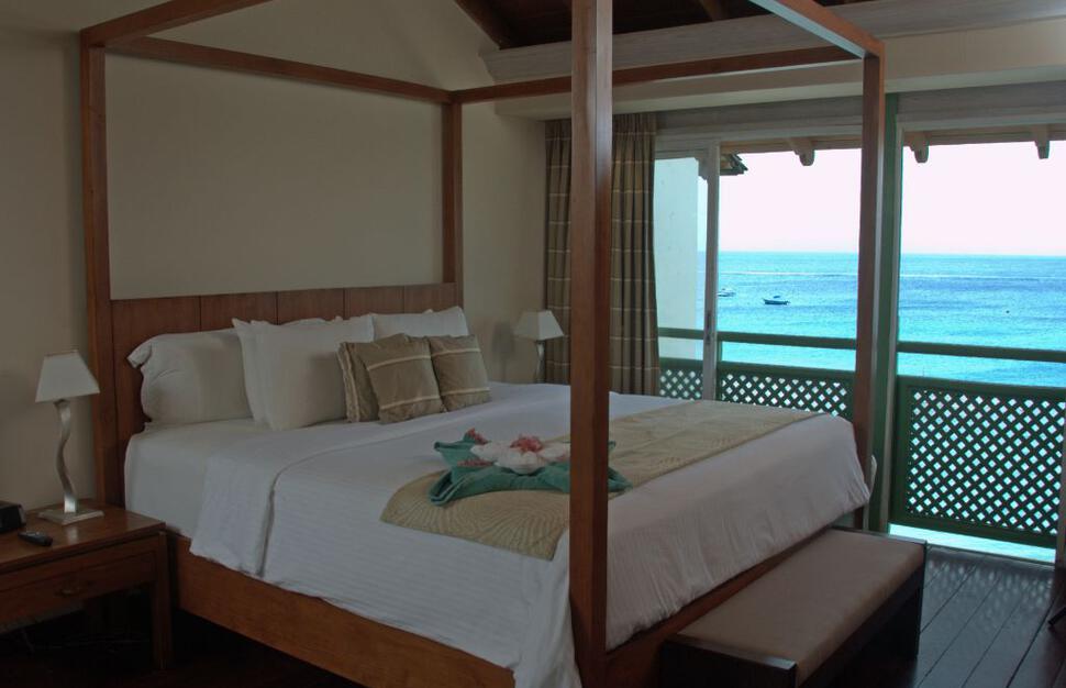 Penthouse bedroom