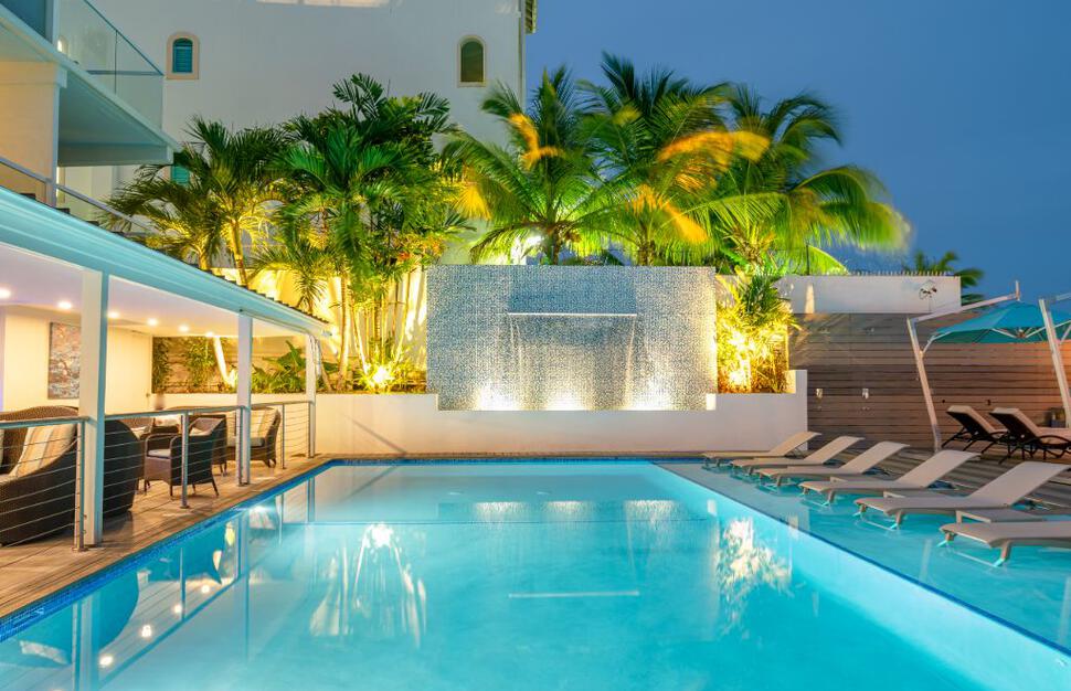 Hotel Pool