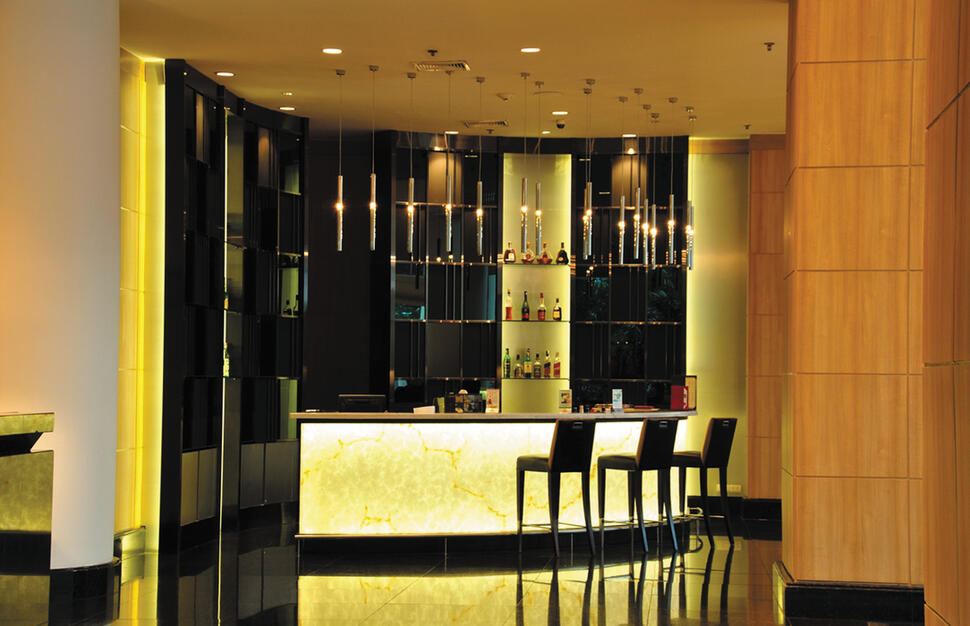 Fountain Lounge Bar