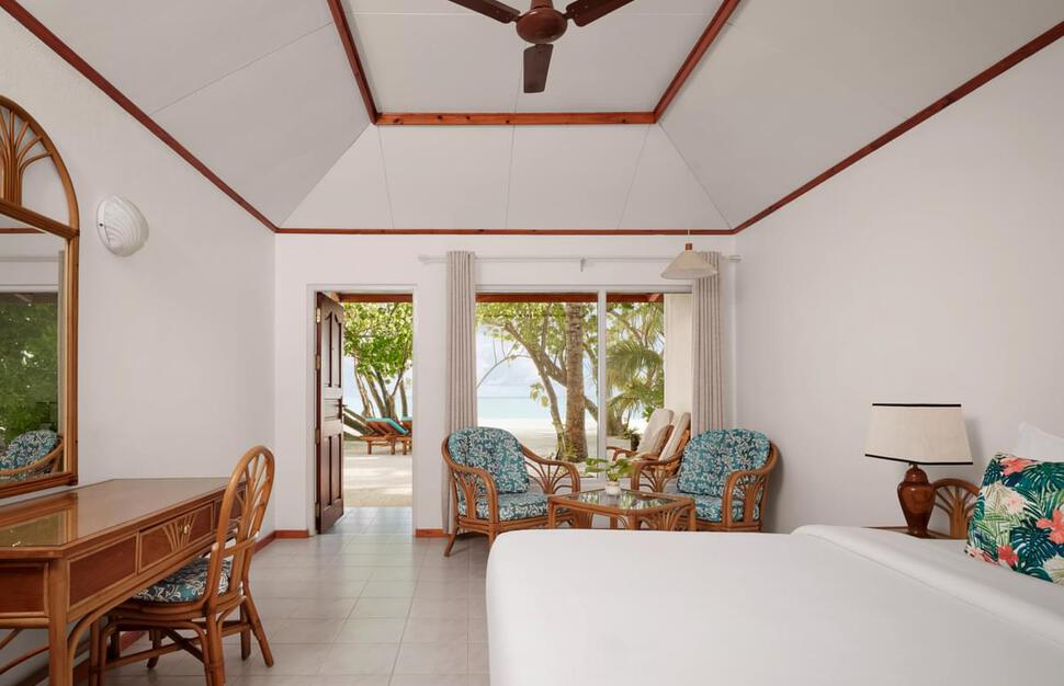 Superior Beach Bungalow