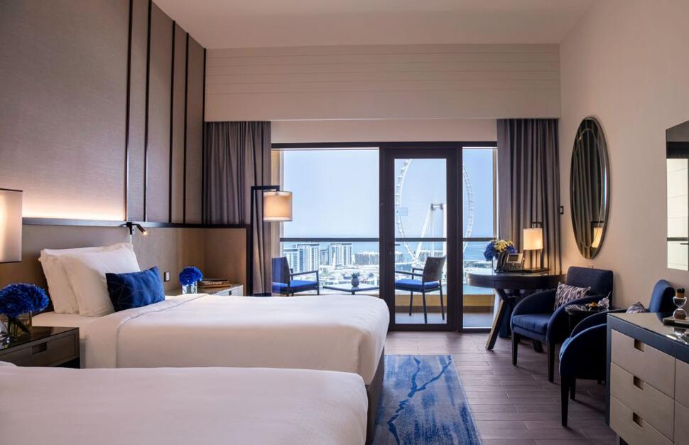 Ain Dubai Sea View Room with Balcony